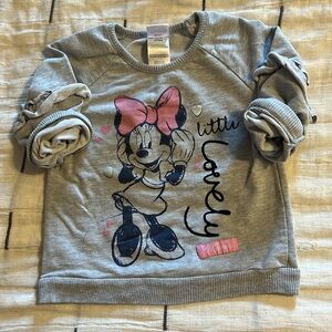 Disney Minnie 5T Sweatshirt
